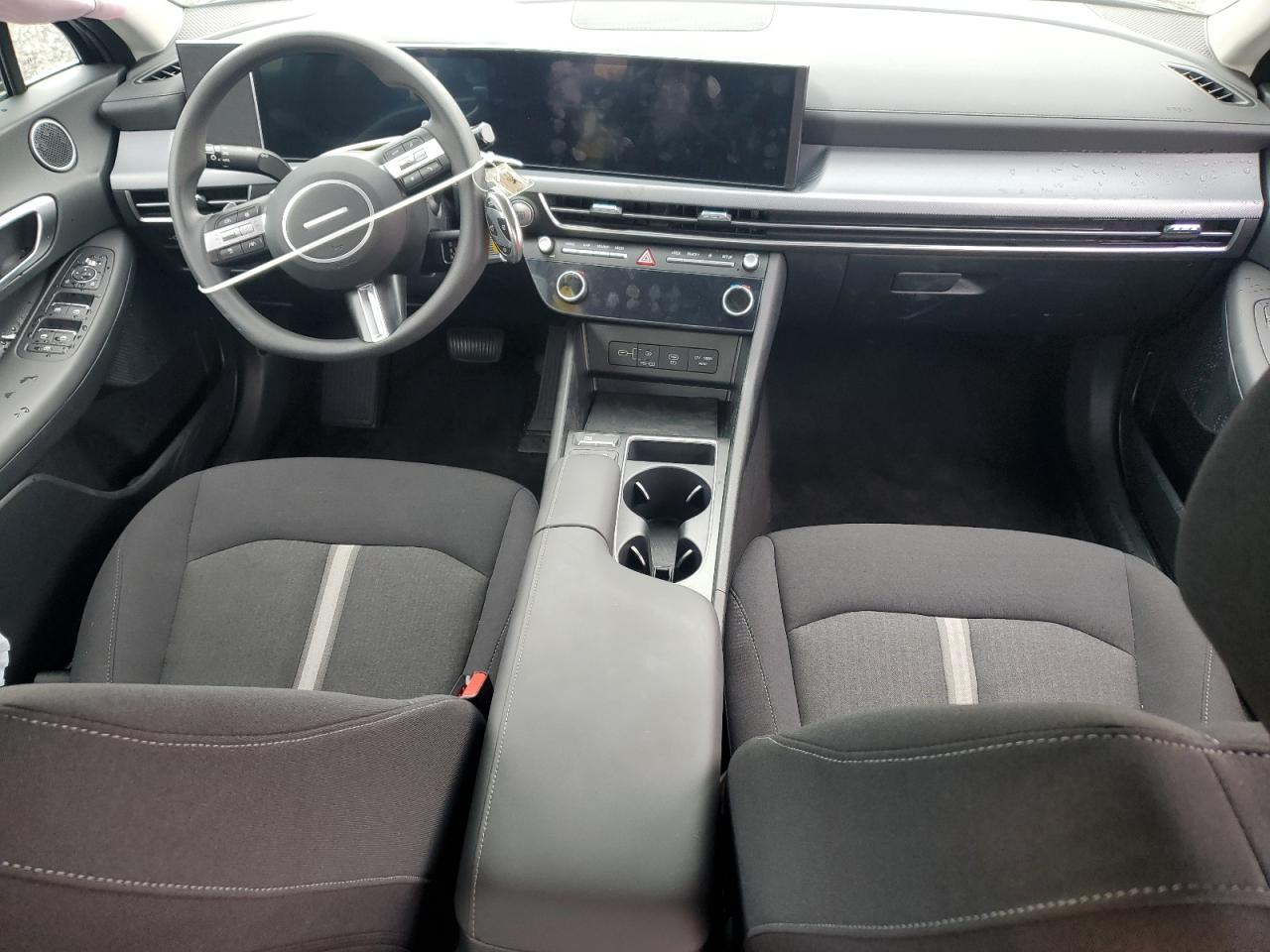 2024 Hyundai Sonata - Image 8