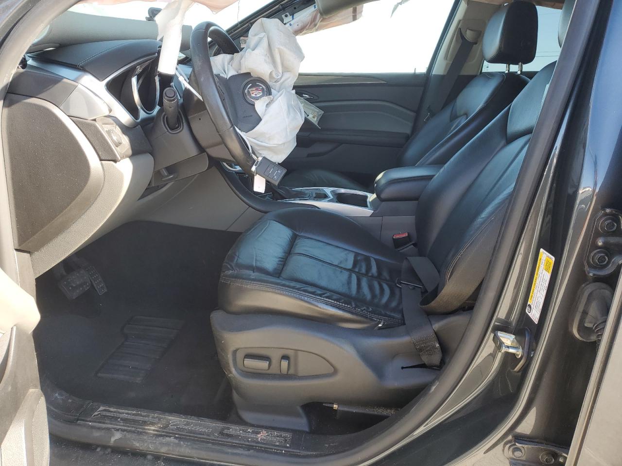 2010 Cadillac SRX - Image 7