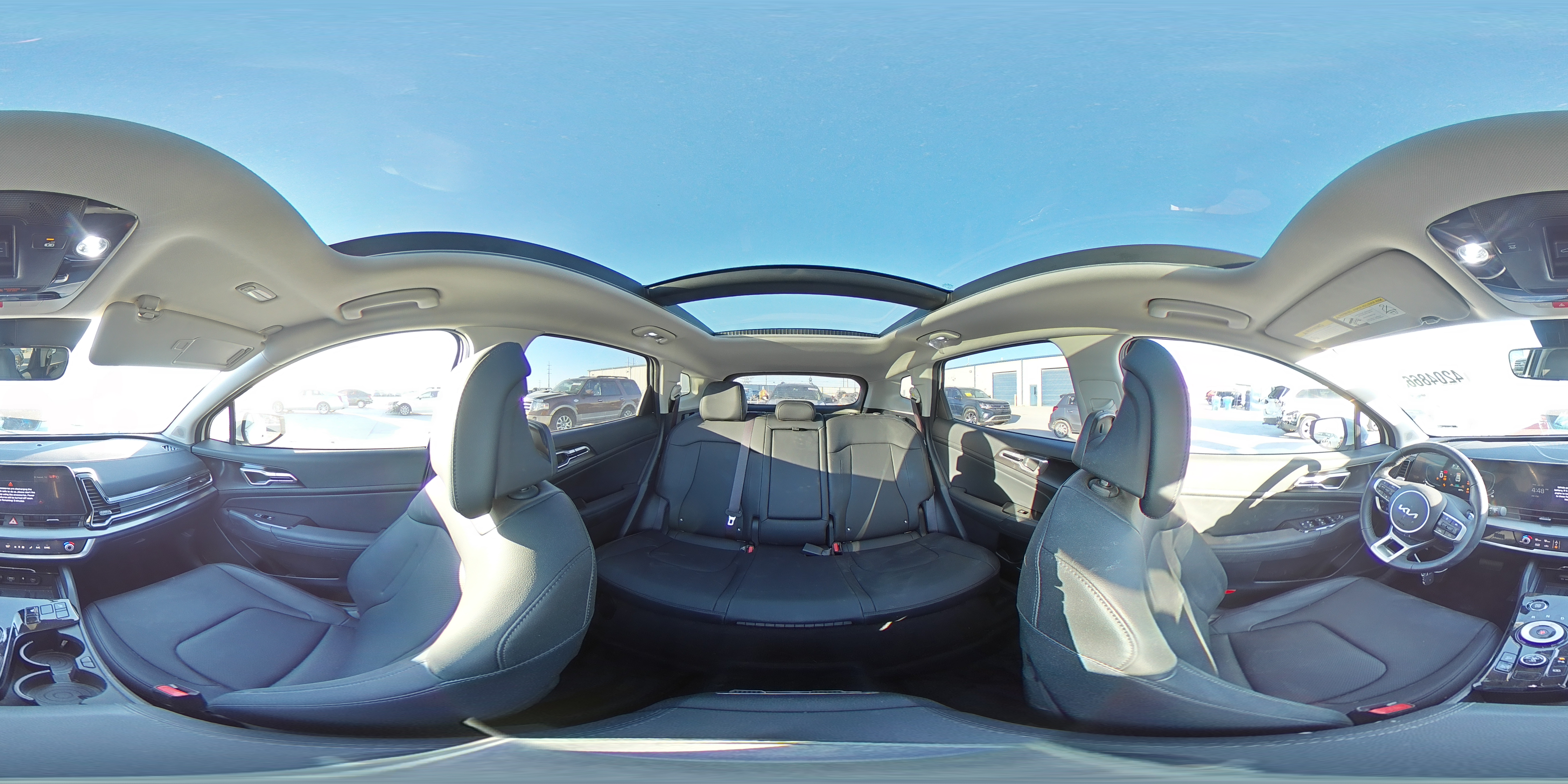 2024 Kia Sportage - Image 16