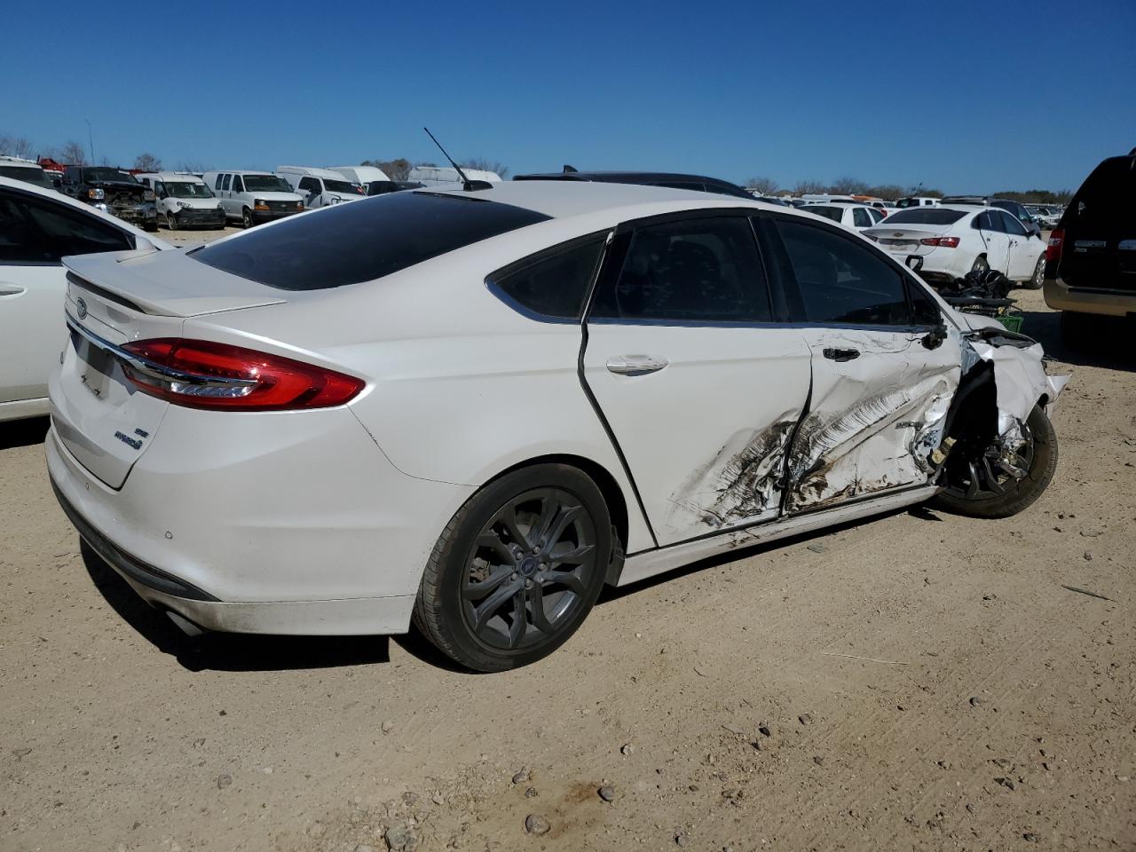 3FA6P0LU9JR274437 FORD FUSION 2018