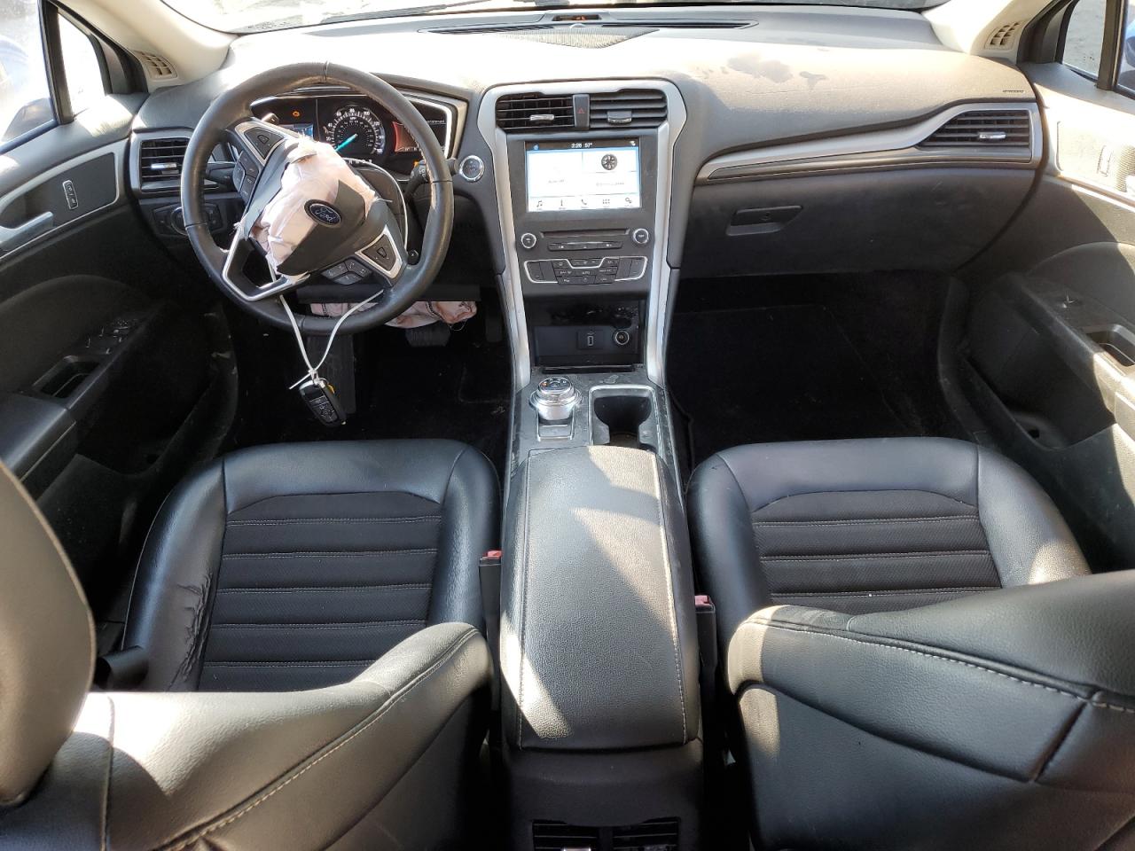 2017 Ford Fusion - Image 8