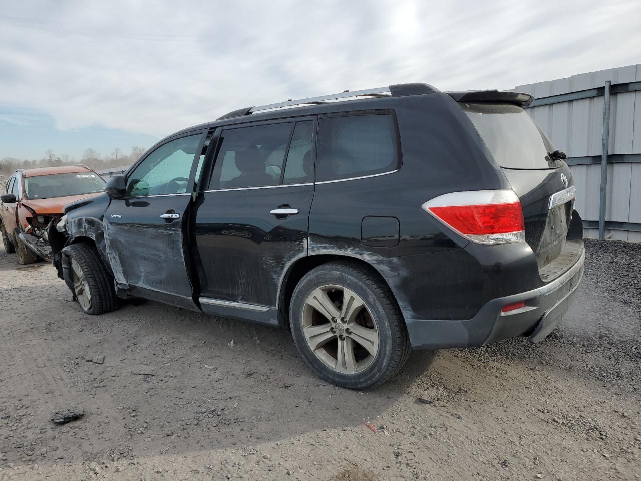 2012 Toyota Highlander - Image 2