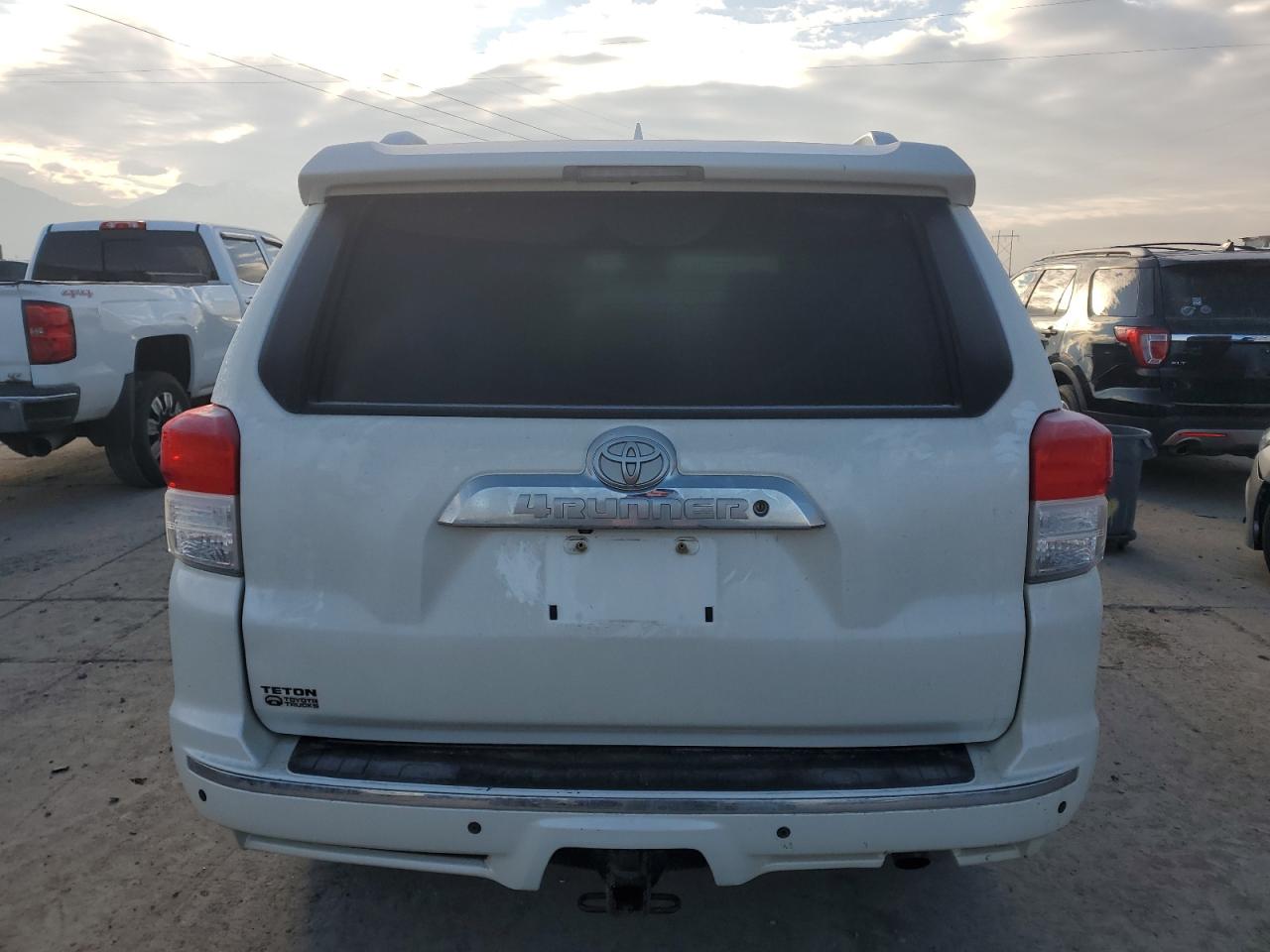 2013 Toyota 4Runner - Image 6