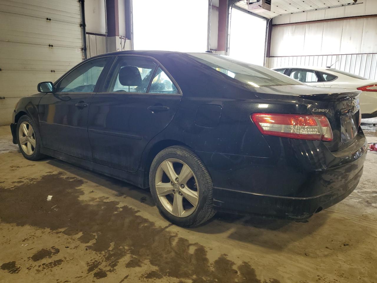 2010 Toyota Camry - Image 2