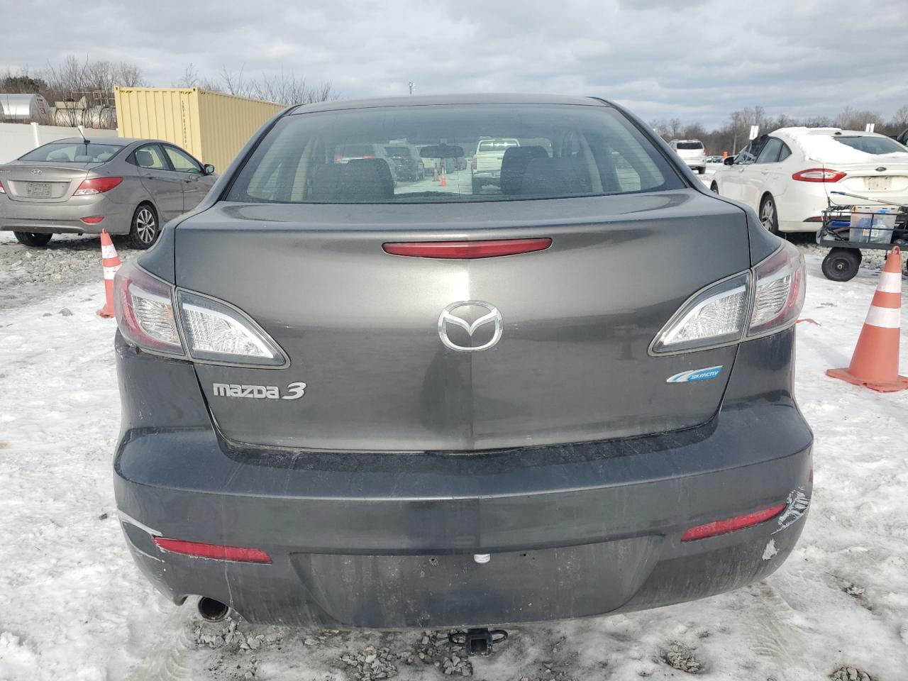 2012 Mazda 3 - Image 6