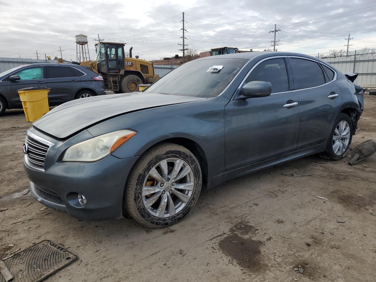 2011 Infiniti M - Image 1