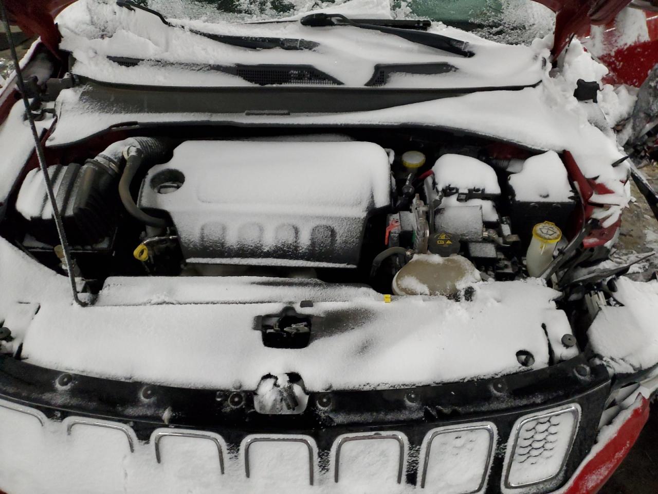 2018 Jeep Compass - Image 11