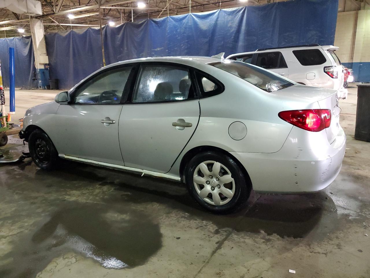 2009 Hyundai Elantra - Image 2