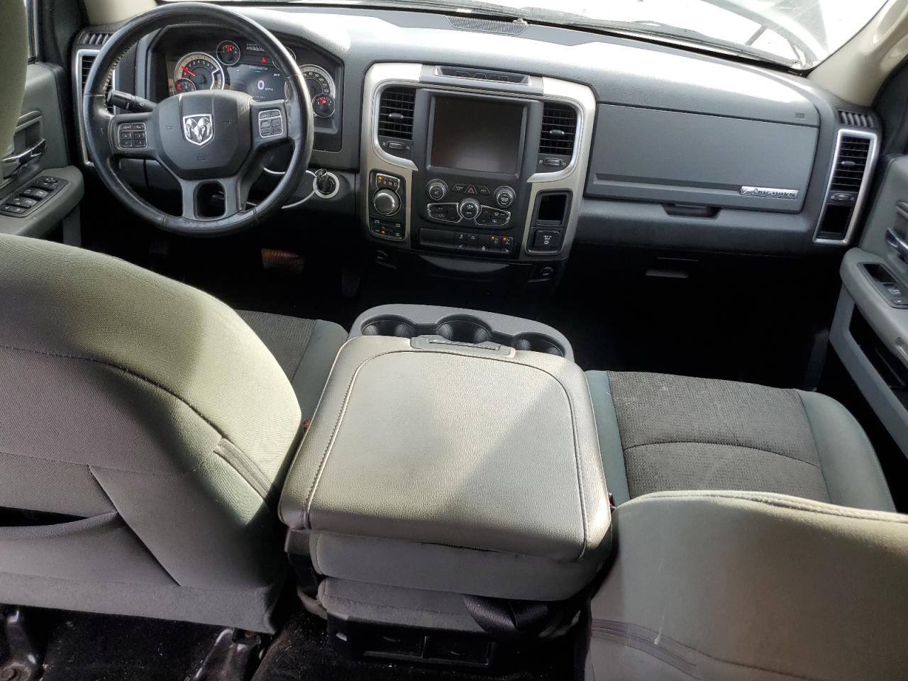 2016 RAM 1500 - Image 8