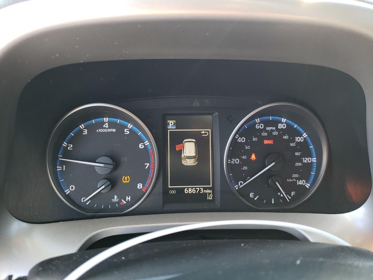 2018 Toyota RAV 4 - Image 9