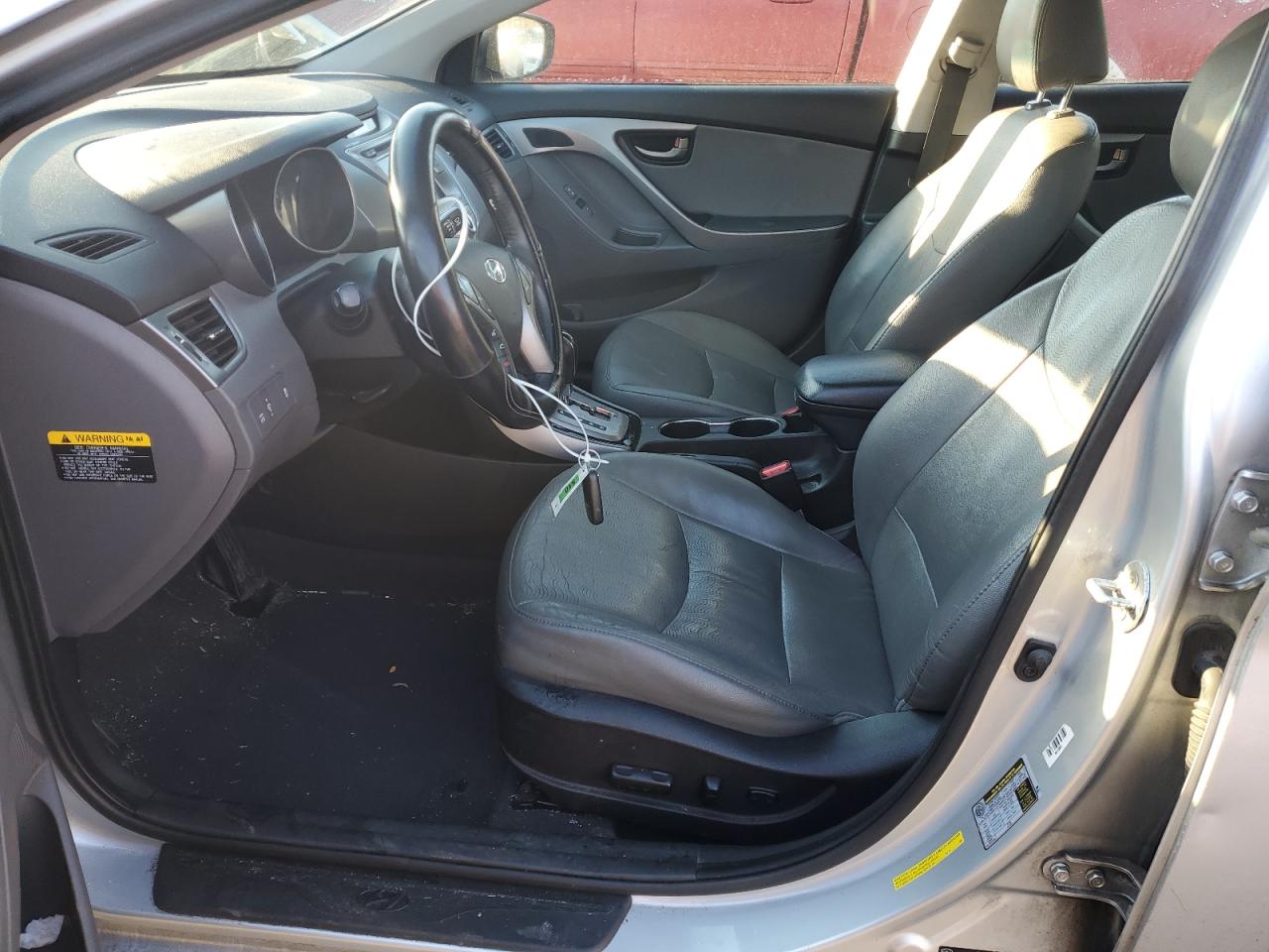 2013 Hyundai Elantra - Image 7