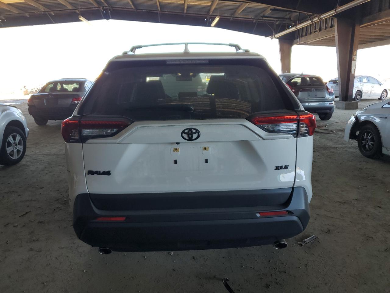 2023 Toyota RAV 4 - Image 6