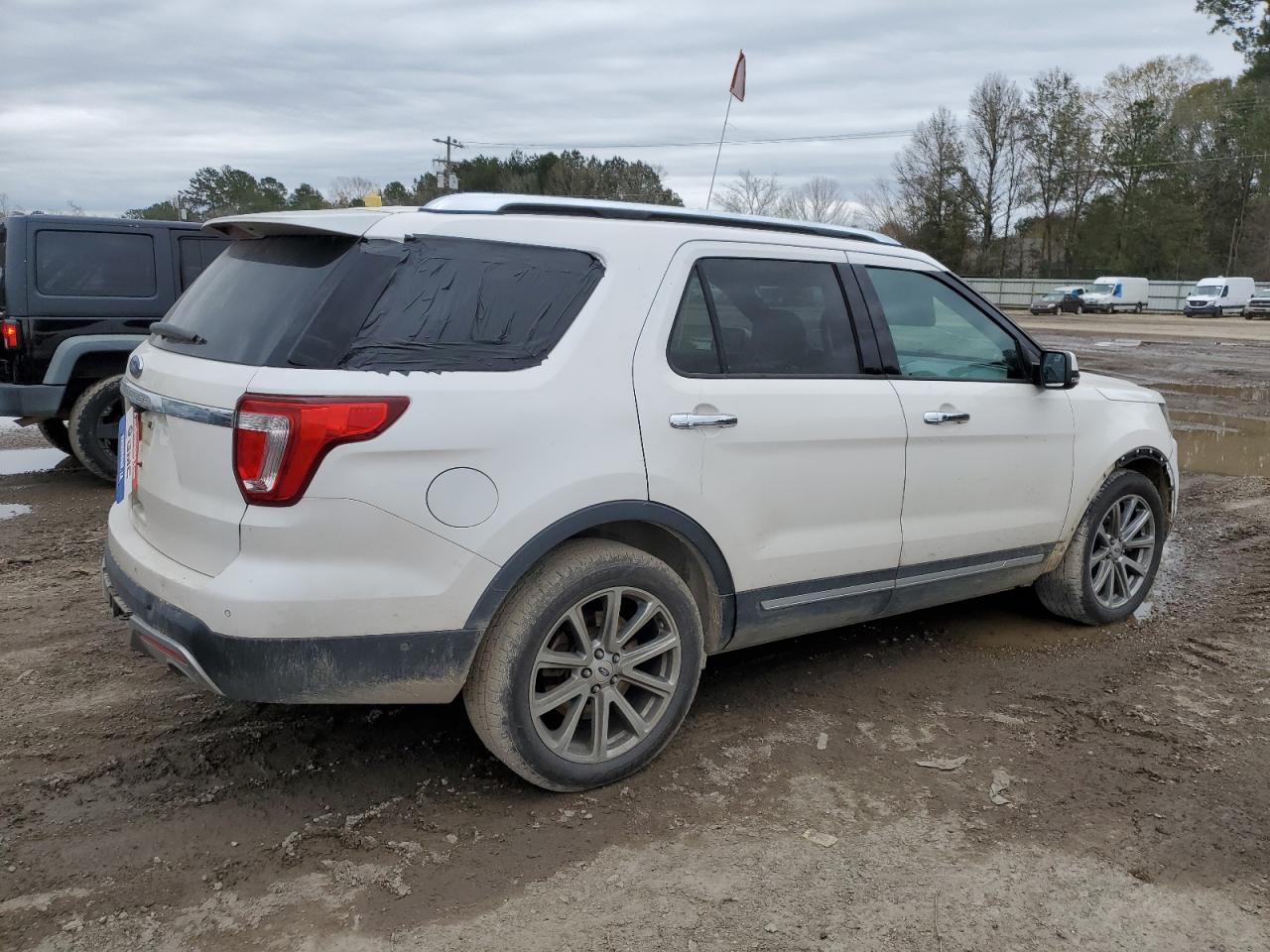 2017 Ford Explorer - Image 3