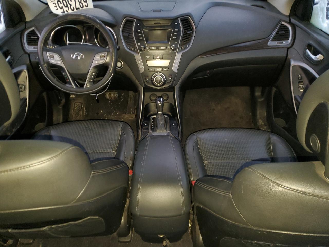 2013 Hyundai Santa Fe - Image 8