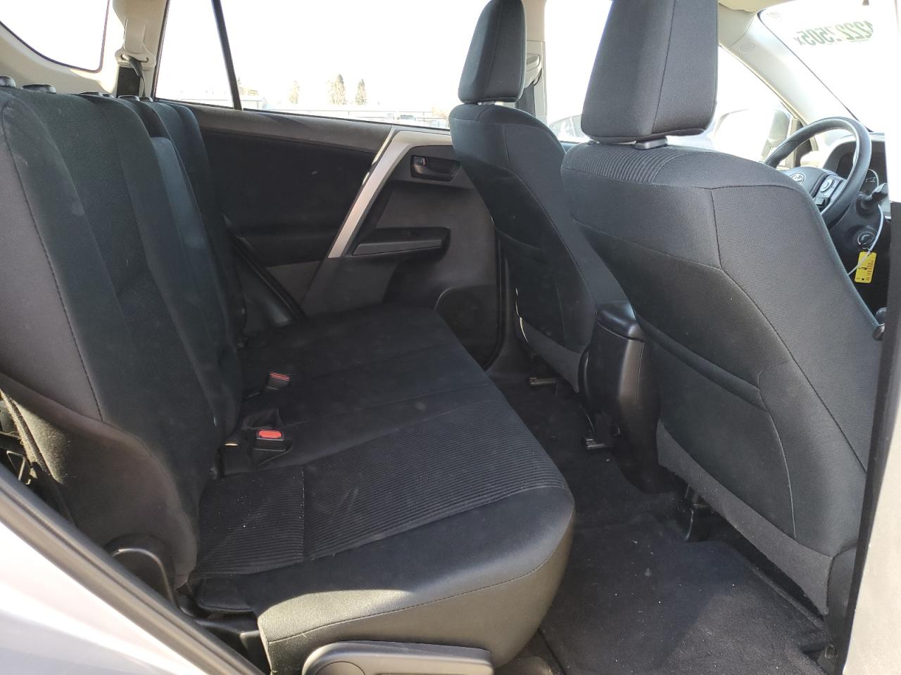 2018 Toyota RAV 4 - Image 11