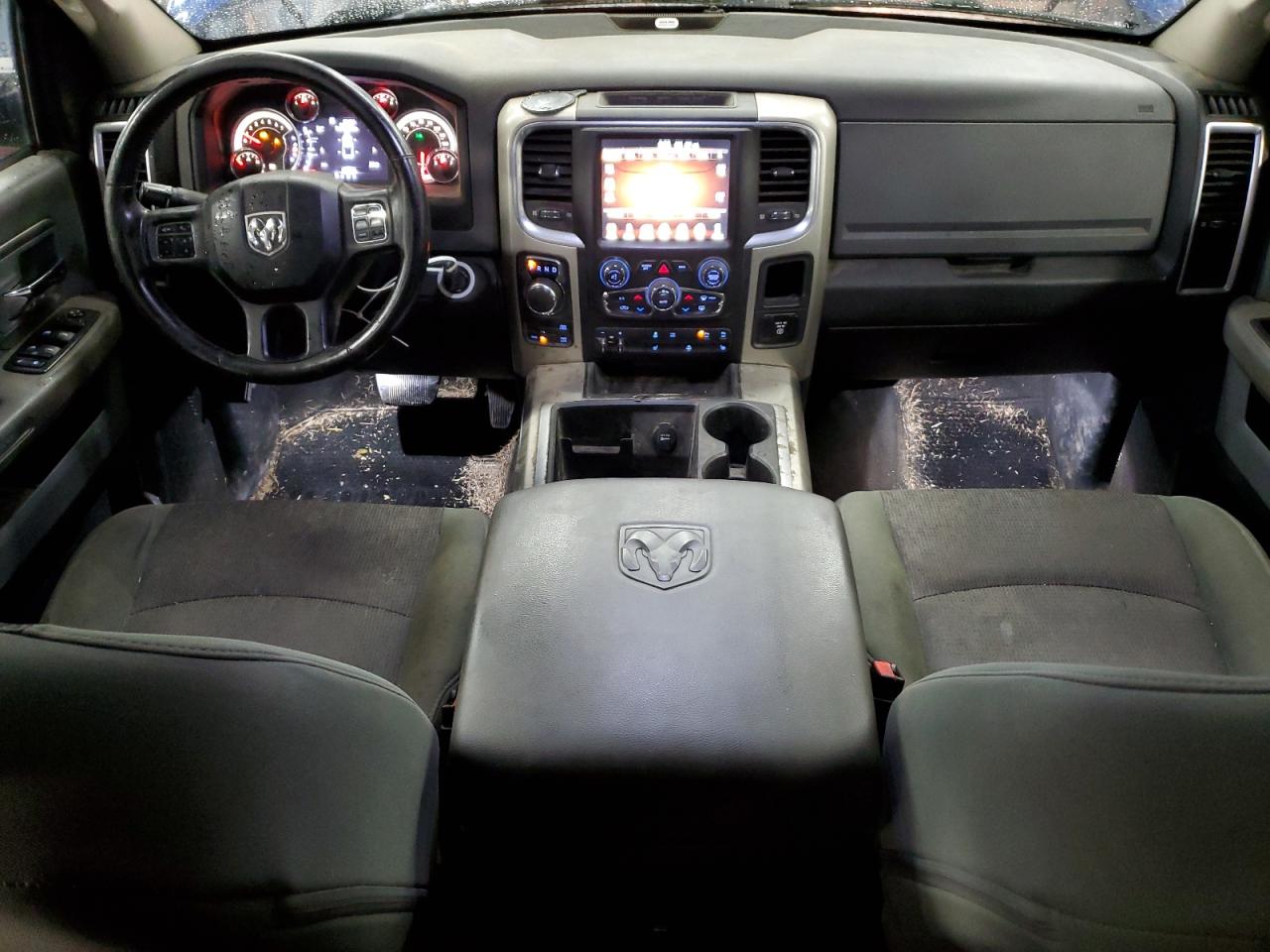 2015 RAM 1500 - Image 8