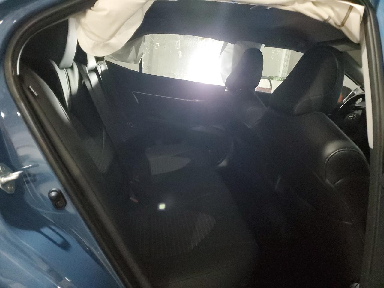 2023 Toyota Camry - Image 10