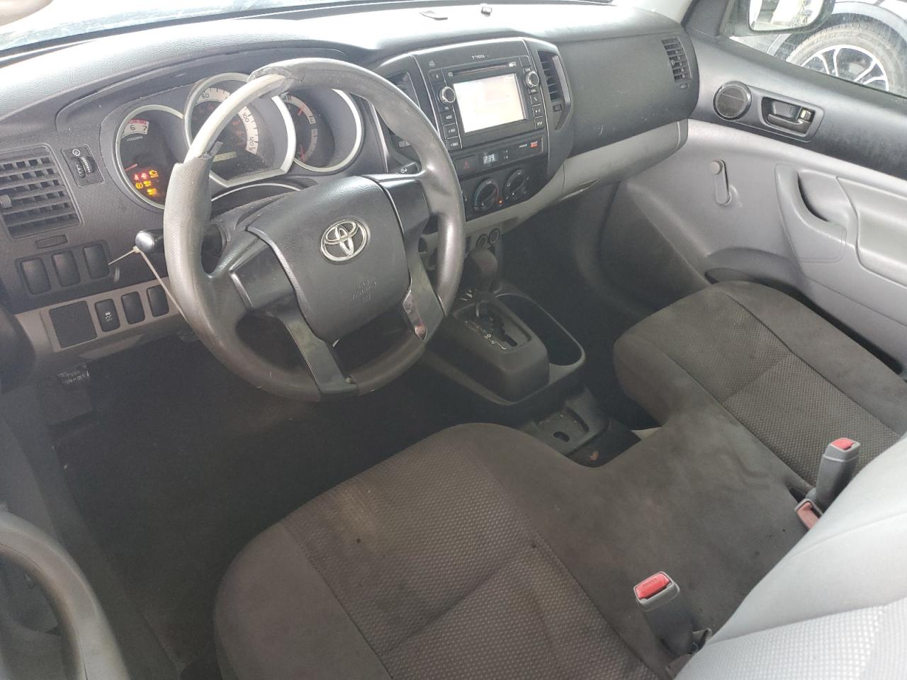 2013 Toyota Tacoma - Image 8