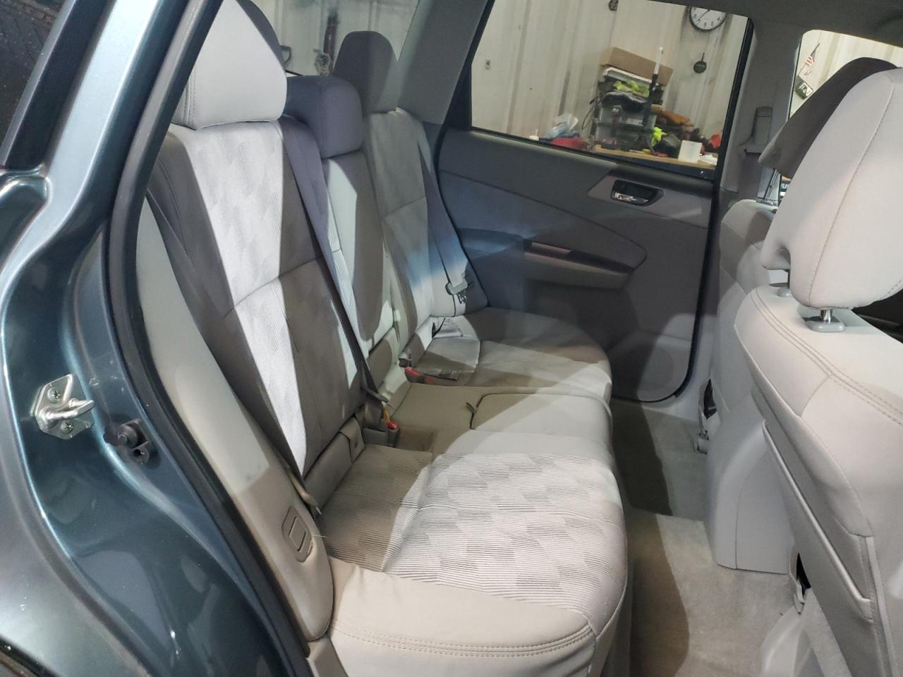 2010 Subaru Forester - Image 11