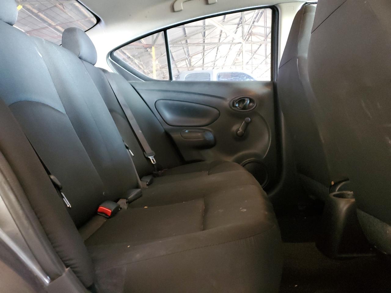 2017 Nissan Versa - Image 10