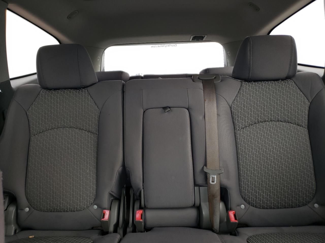 2010 Chevrolet Traverse - Image 10