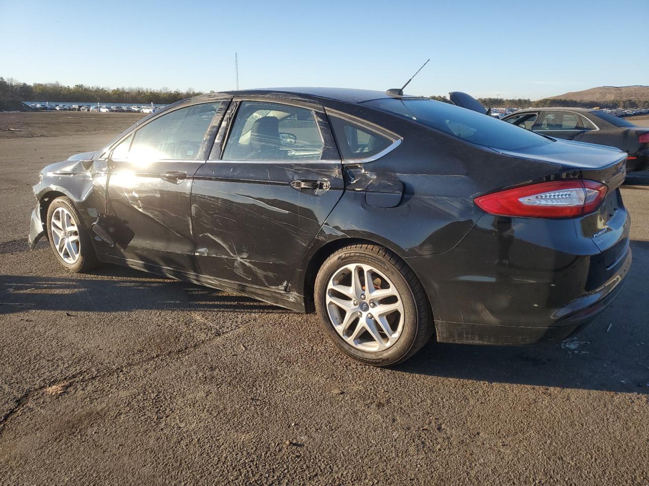 2016 Ford Fusion - Image 2