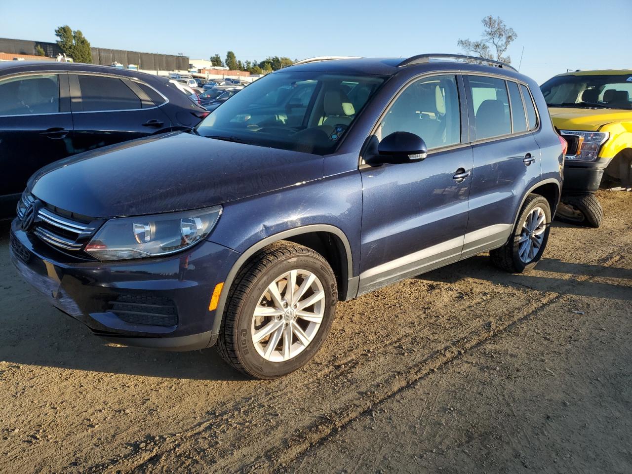 VIN WVGAV7AX7FW508154 2015 VOLKSWAGEN TIGUAN no.1