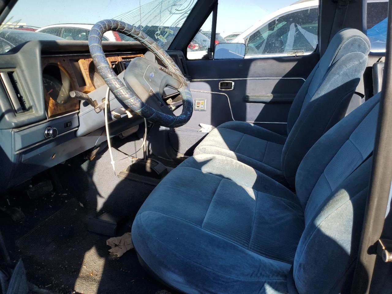 1987 Ford Bronco - Image 7