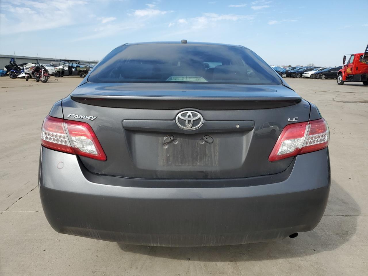 2011 Toyota Camry - Image 6