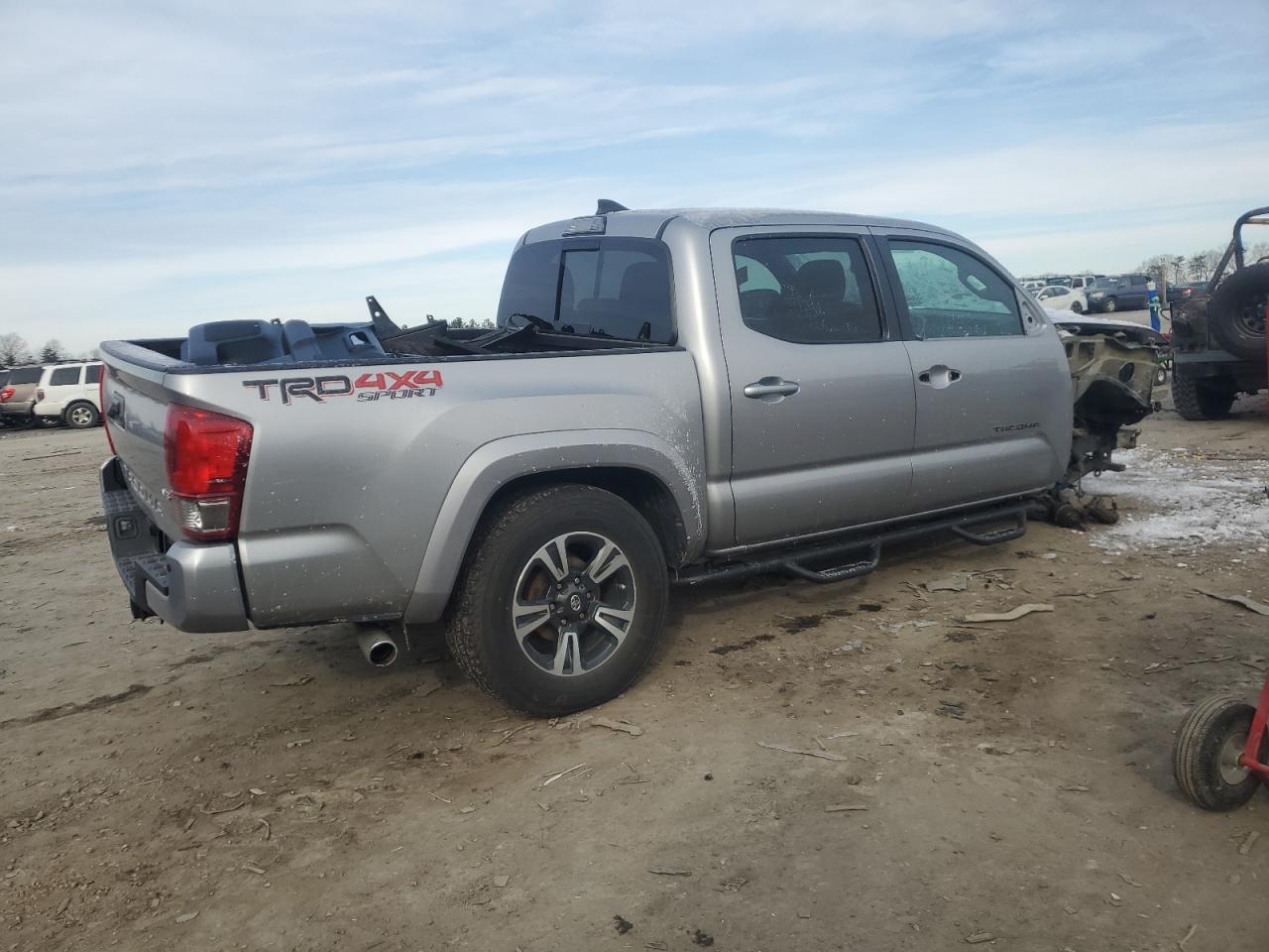 2017 Toyota Tacoma - Image 3