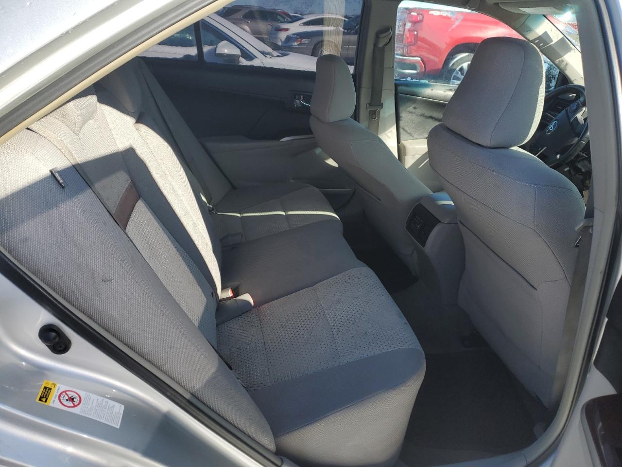 2013 Toyota Camry - Image 10