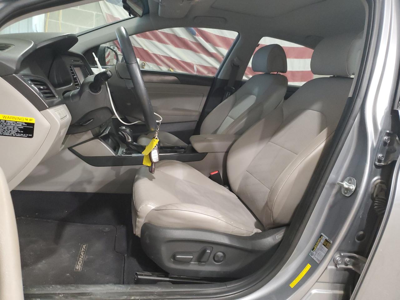 2017 Hyundai Sonata - Image 7