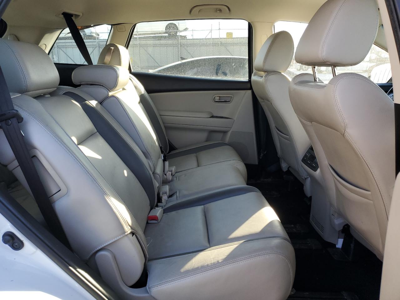 2011 Mazda CX-9 - Image 11
