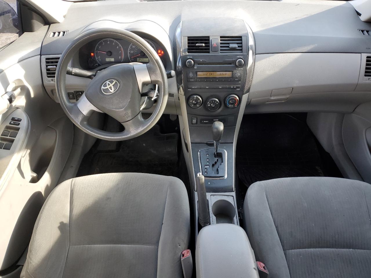 2010 Toyota Corolla - Image 8
