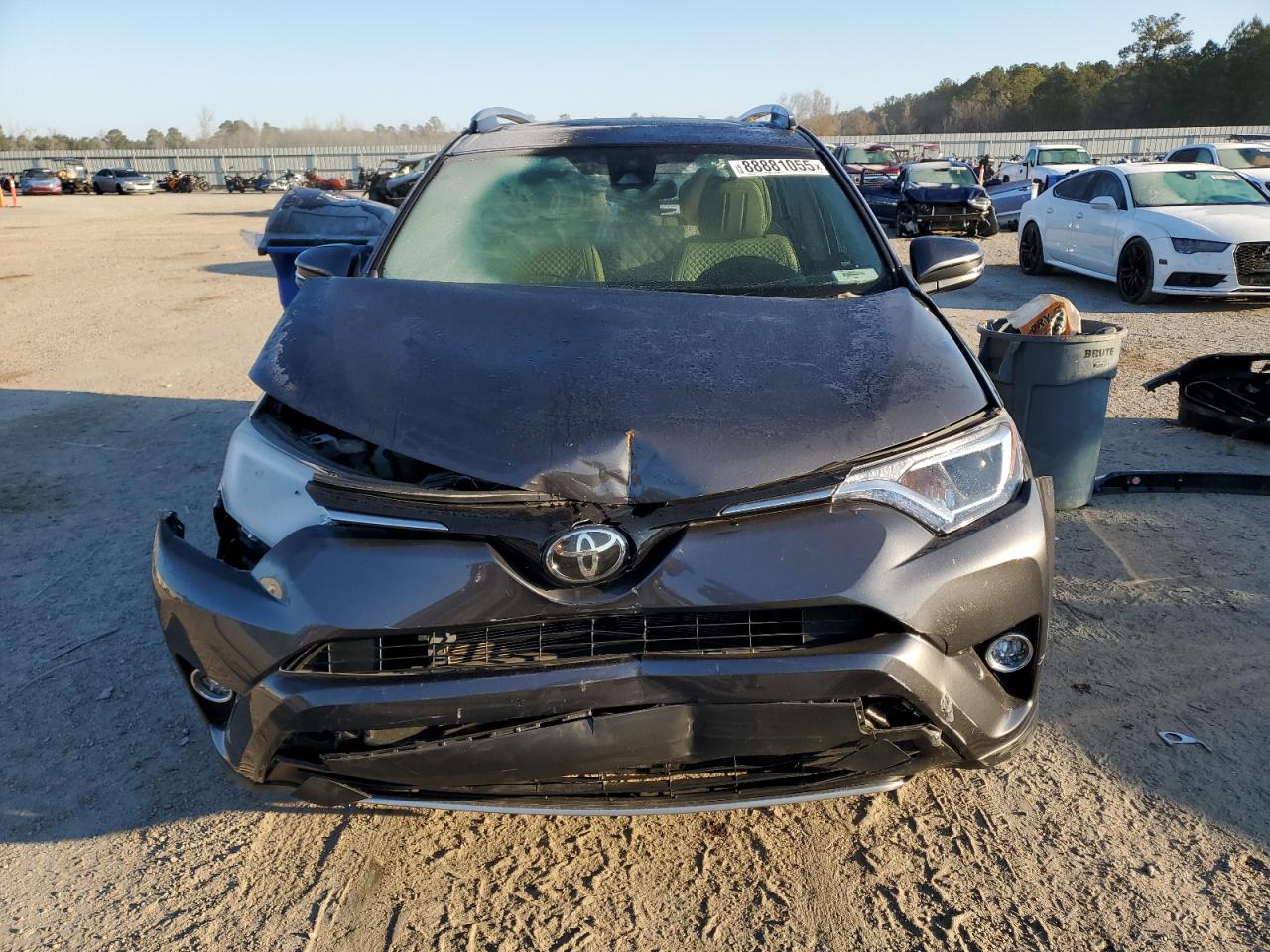 2018 Toyota RAV 4 - Image 5