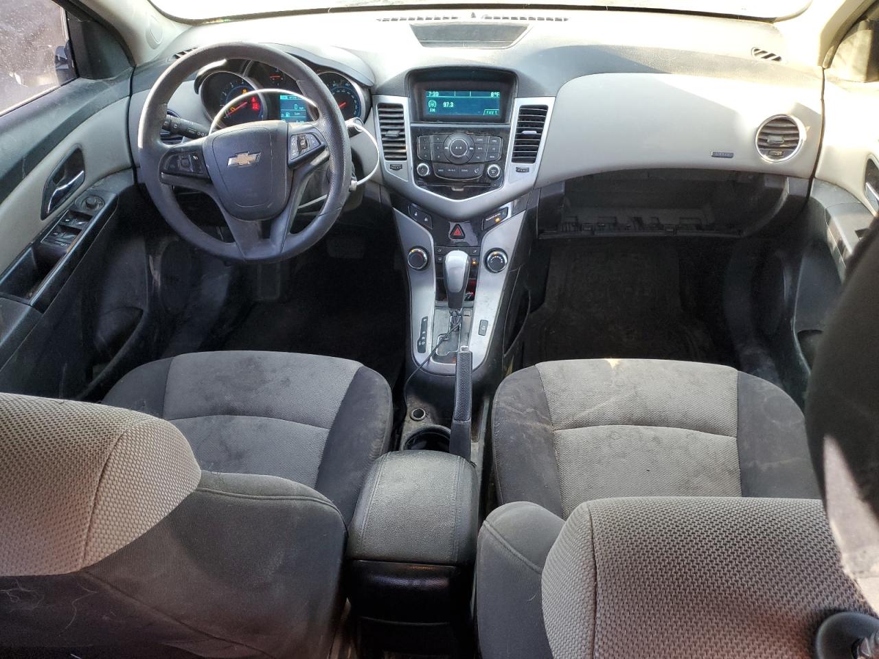 2013 Chevrolet Cruze - Image 8