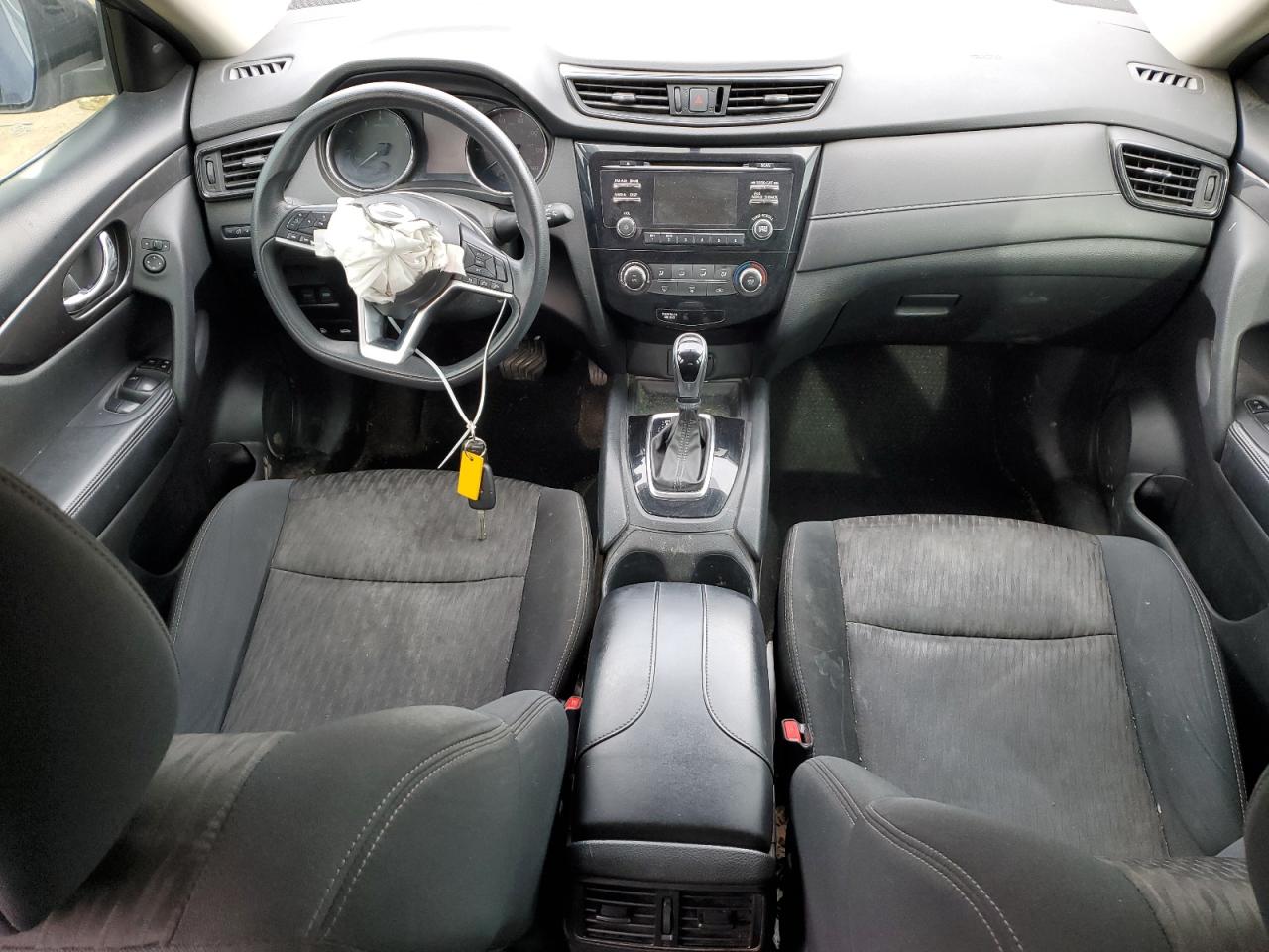 2017 Nissan Rogue - Image 8