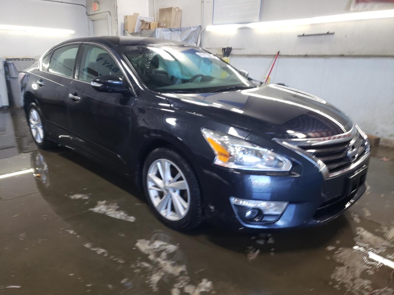 2015 Nissan Altima - Image 4