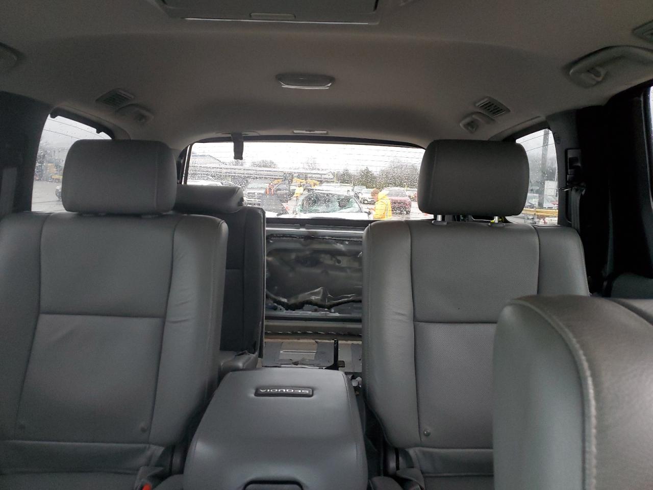 5TDDY5G13KS167877 TOYOTA SEQUOIA 2019