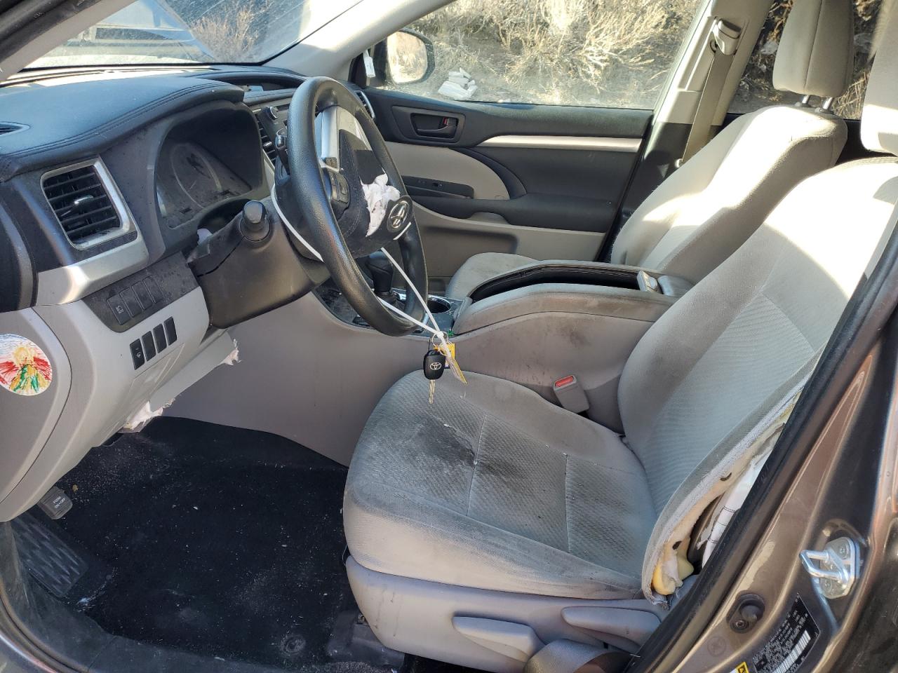 5TDBZRFH5KS737310 TOYOTA HIGHLANDER 2019