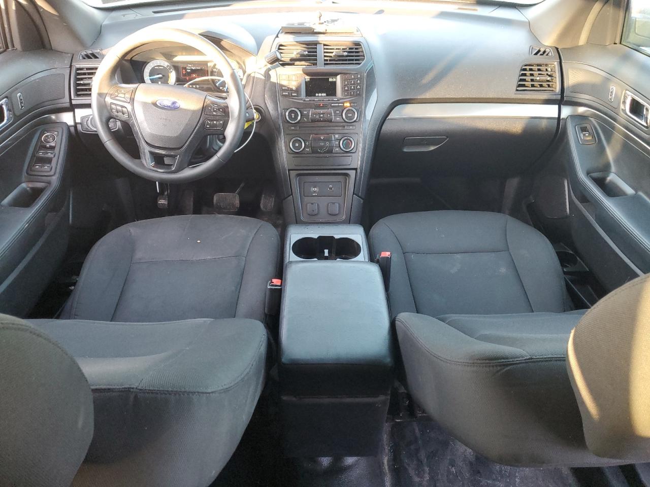 2016 Ford Explorer - Image 8