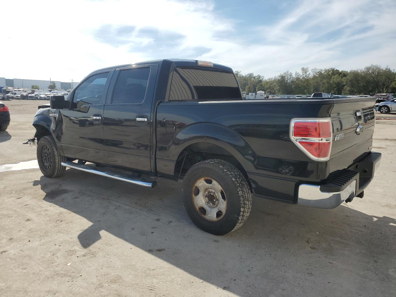 2013 Ford F-150 - Image 2