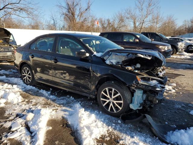 Седани VOLKSWAGEN JETTA 2015 Чорний