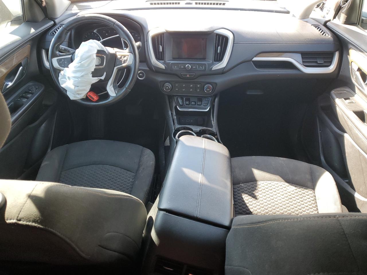 2019 GMC Terrain - Image 8