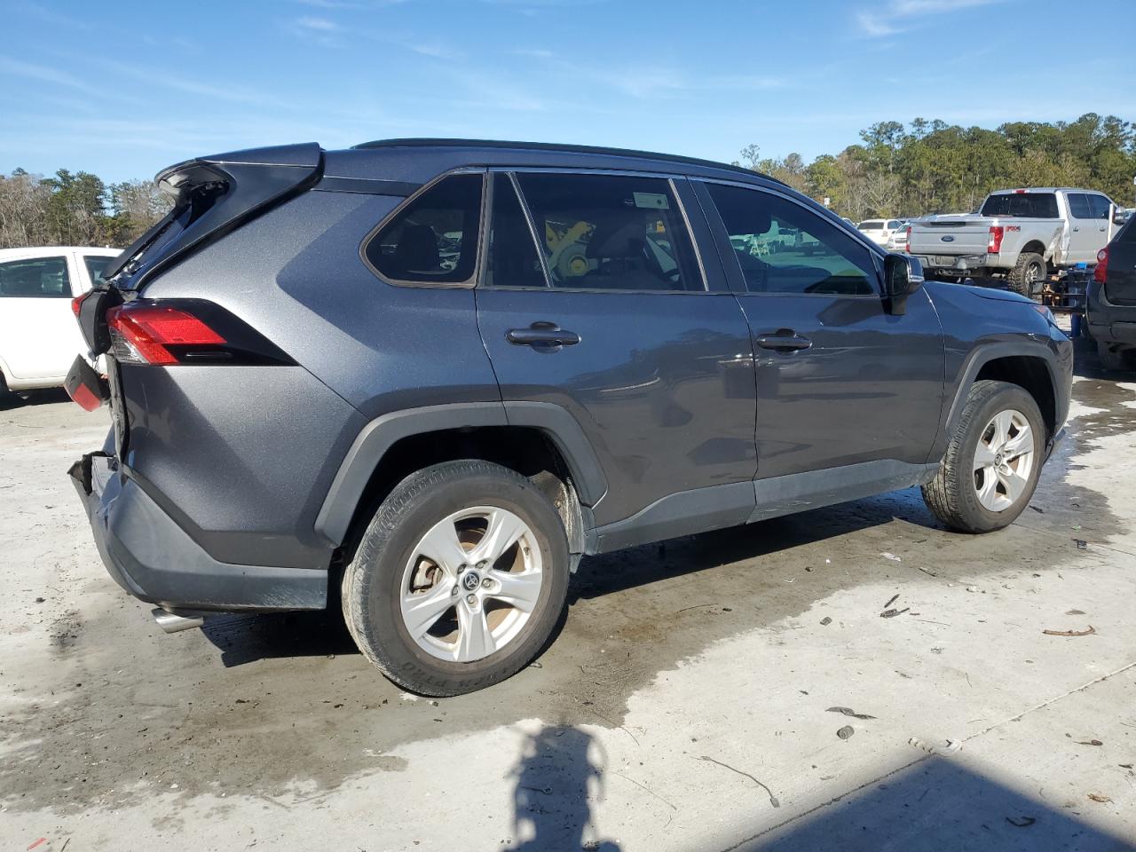 2021 Toyota RAV 4 - Image 3