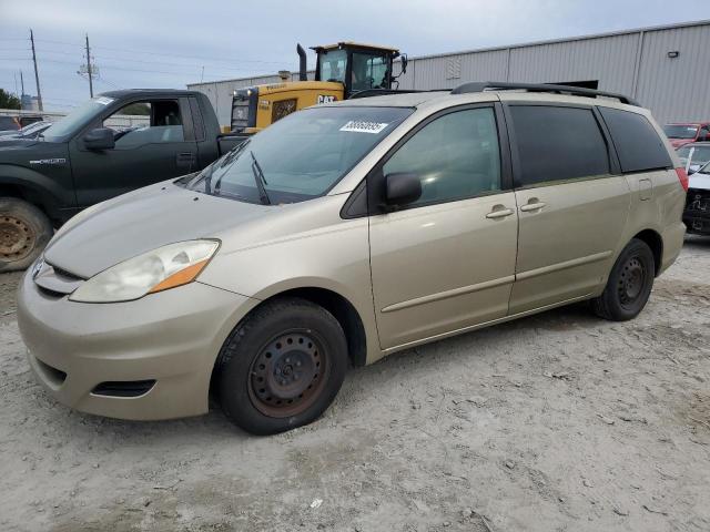 2010 Toyota Sienna Ce