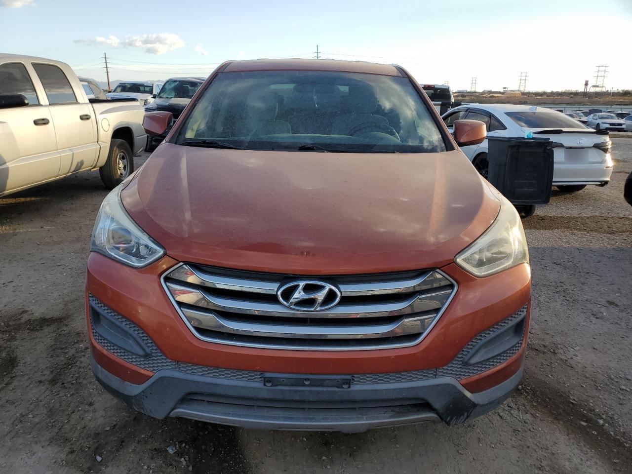 2016 Hyundai Santa Fe - Image 5