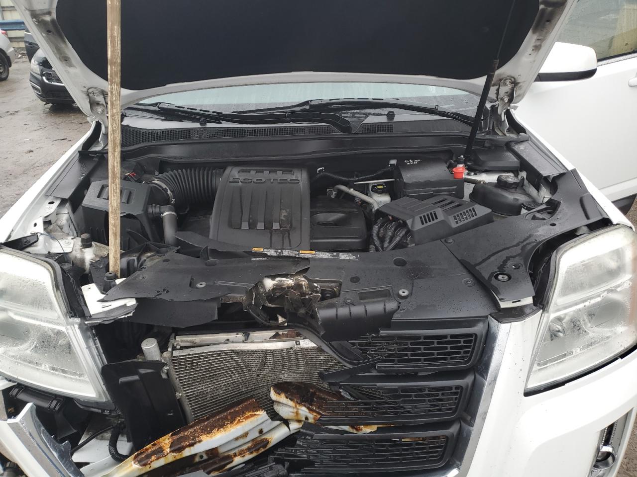 2014 GMC Terrain - Image 12