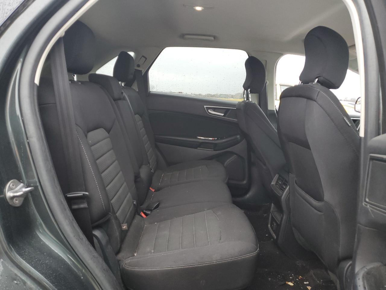 2015 Ford Edge - Image 11