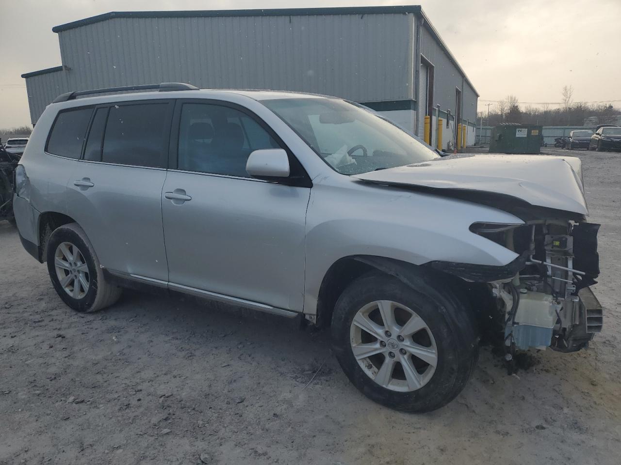 VIN 5TDBK3EH8DS209895 2013 TOYOTA HIGHLANDER no.4